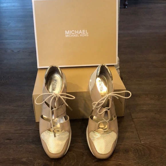 Michael Kors Shoes - Michael Kors sz 8 1/2 Tennis shoes $55